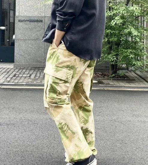 BEDWIN & THE HEARTBREAKERS | 10L CAMO CARGO PANTS "OLIVER"