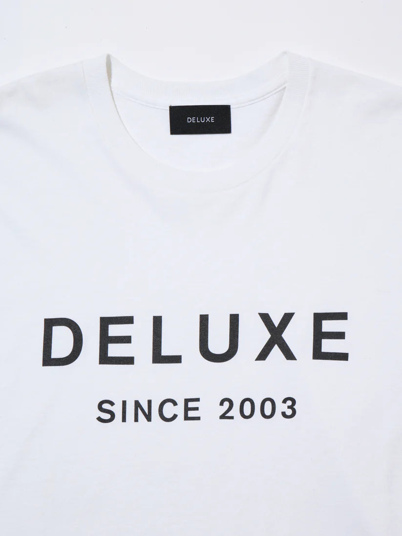 DELUXE | DELUXE LOGO TEE