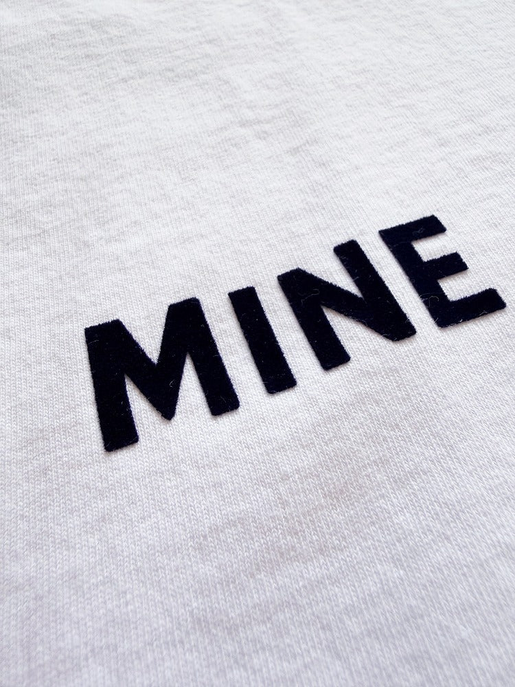 MINE　MINE x COOPERS TOWN BALL CAP Flock Print Tee