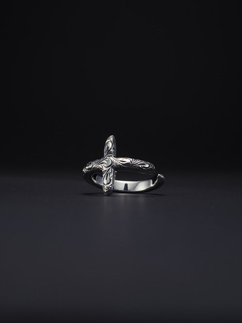 ANTIDOTE BUYERS CLUB　Engraved Cross Ring