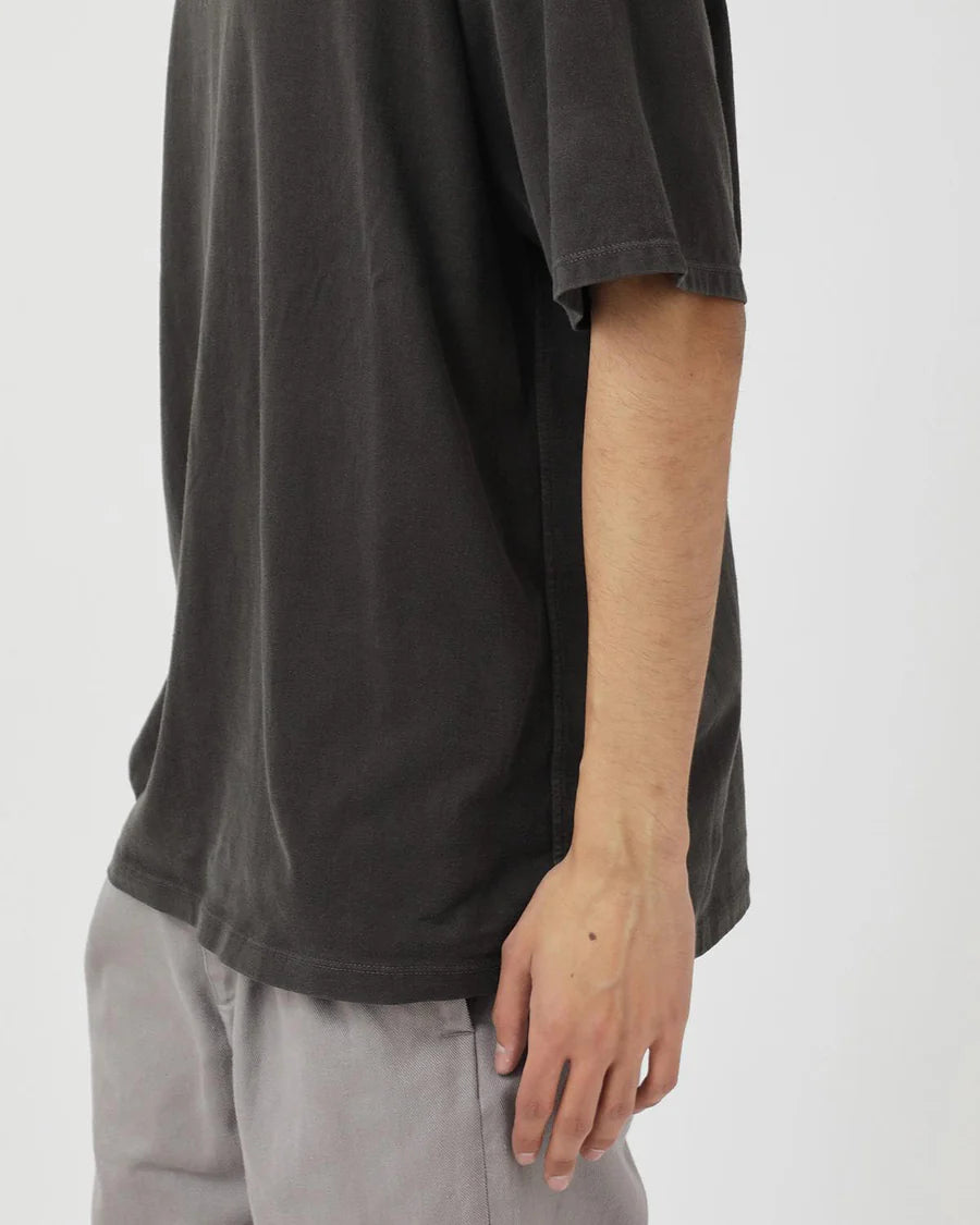 nonnative | DWELLER S/S TEE "THAT NONNATIVE PRODUCTION”